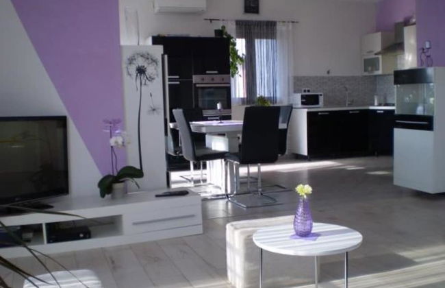 Mit - 100m to the sea - A4 Purple - Photo 7