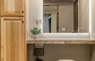 Theatrical Escape South Hill Home near Downtown - Foto 23