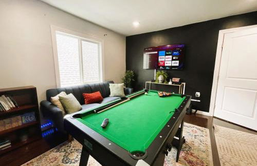 W3S - Large 7br 3bath - Sleeps 20 - 3 Living rooms - Yard and Deck - Foto 44