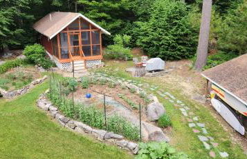 Sebago Lake Cottage on Raymond Cape - Photo 1