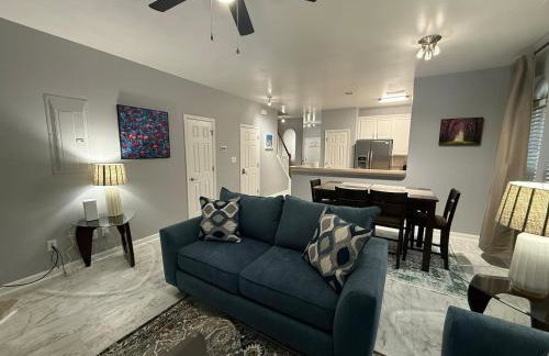 Spacious Home with First Floor King Bed - Foto 12