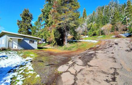 Panoramic View 2br on Hill in Uptown Oakridge - Foto 33