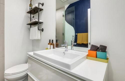 Modern Artist Loft Canvases Coffee and Comfort - Foto 8