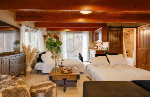 Hot Tub and Scenic Views Luxury Twain Harte Cabin! - Photo 16