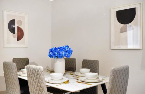 Luxury 3-Bed Apartment with Private Garden En-Suites & Underground Parking Prime NW6 London Location - Foto 18