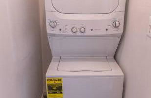 Luxurious Private Basement Suite in Ashton - Photo 28