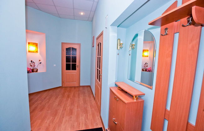 Feelathome on Lower Nevsky - Photo 19