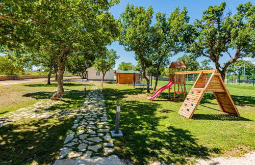 Villa Romansa Miljevci near Krka National Park - Photo 24