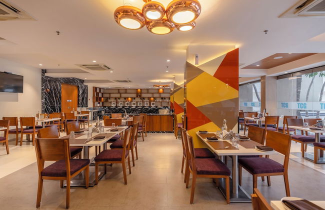 Quality Inn Patria Suites, Rajkot - Foto 36