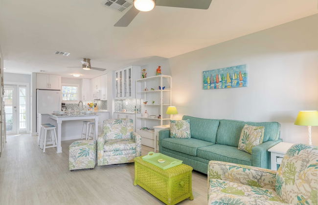 Bahamian Reed by Avantstay Walk to Everything! w/ Community Pool Week Long Stays Only - Foto 9