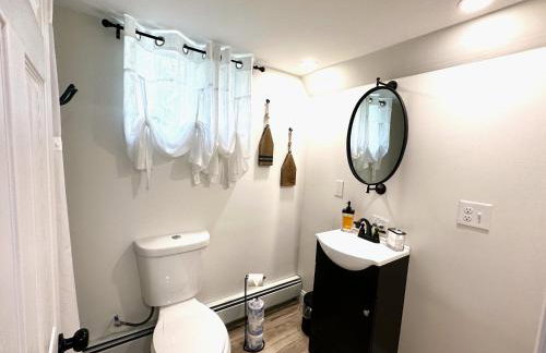 Melvin Village - 5 Bed 3 Bath Arcade Near Lake Pet Friendly fee applies - Foto 9