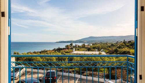 Koroni Seaview Retreats - Summer Escape Lodgings - Photo 2