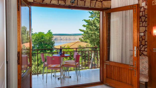 Visnja - Photo 3, Terrace