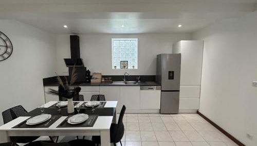 Centre Ville avec Garage - Parking - Foto 2