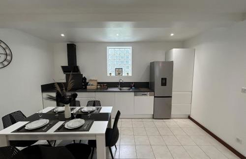 Centre Ville avec Garage - Parking - Foto 2