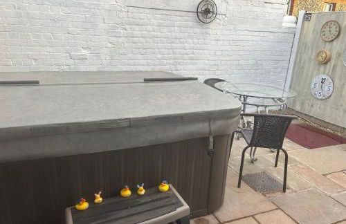 5 O Clock Somewhere with Private Hot Tub - Foto 17