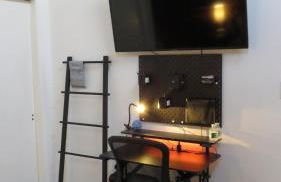 Bool Bear Lodge a pet friendly Pocono Vacation Home with Fireplace, BBQ and more - Foto 31