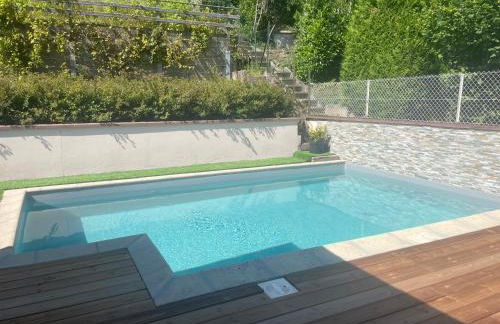 L'Impasse 2-6 personnes, spa, cheminée et piscine en été - Foto 18