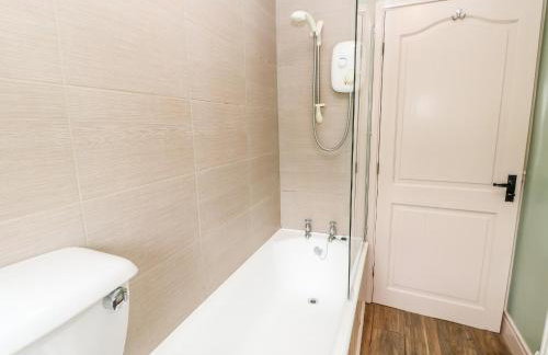 Hury Lodge - Photo 19