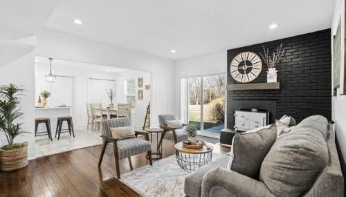 Newly Renovated Modern Farmhouse - Foto 1