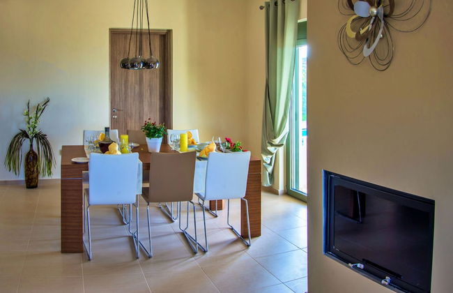 "villa Horizon - Elegance & Privacy With Scenic Views - Extended Pool" - Foto 20