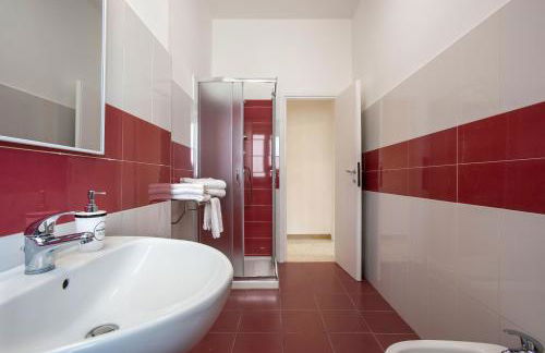 Ampio appartamento familiare Metro A a 50m - Foto 31