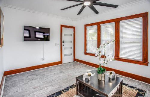 New 3 bedroom Home by, UofR, RIT, Strong, Airport - Photo 3