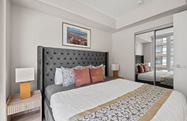 Teahouse Condos in Downtown Toronto - Photo 19