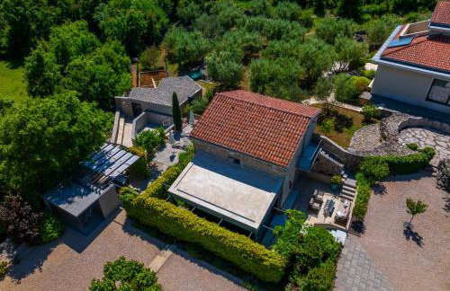 Luxury Jerini Barn - Photo 17