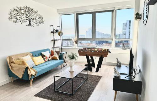 Convenient Contractor & Family Stay - 5 Guests, Pets Welcome, Parking Included! - Photo 60