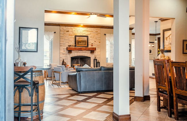 Peaceful Luxurious Ranch Family Reunion - Photo 4