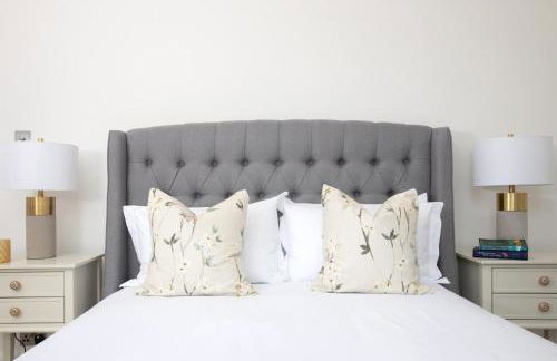 Number 42 by The Butler Collection - Foto 11