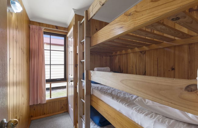 Wairo Beach Holiday Park - Photo 20