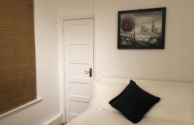 Marble Apartments - Photo 2