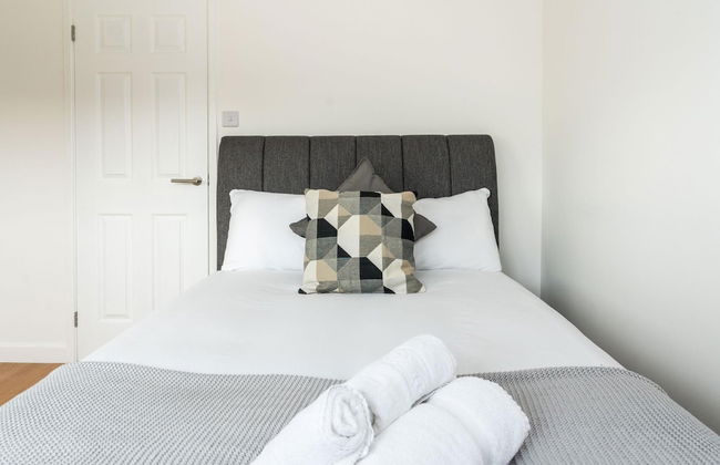 Sleek and Stylish 2BD Home With a Garden Anerley - Foto 5