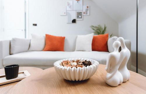 Luxury 2 BD with Free Parking & WIFI, Near Train Station and Stockport Hospital - Foto 5