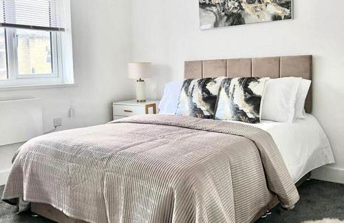 2 Bed apartment Sleeps 3 -Smart Tv -Private garden - Foto 13