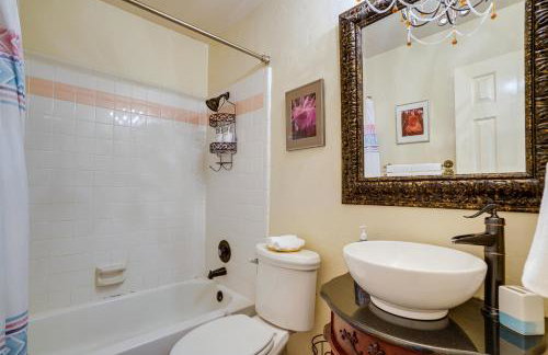 Spacious San Antonio Home with Patio and Grill! - Foto 22