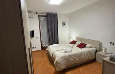 La casa dei piloti, intero alloggio con giardino privato, 2 camere da letto e 2 bagni - Foto 20