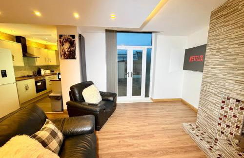 Comfortable 4BR House Ideal for Families & Workers - Foto 51