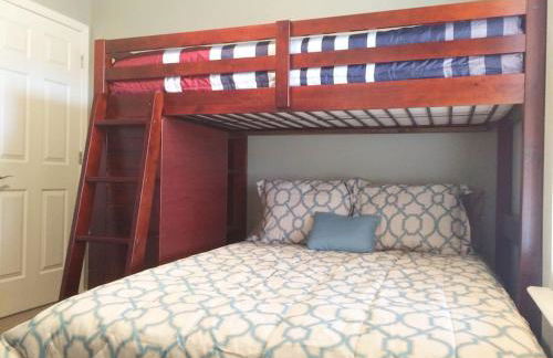 McKinley House - Gym, Garage and Fenced Yard - Photo 13