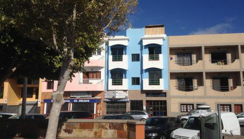 Buena Fuerte Apartamentos Mari Giuli - Photo 4