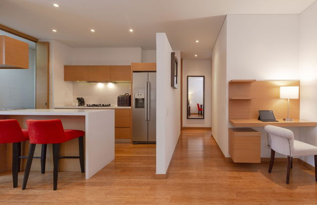 93 Luxury Suites & Residences - Photo 12