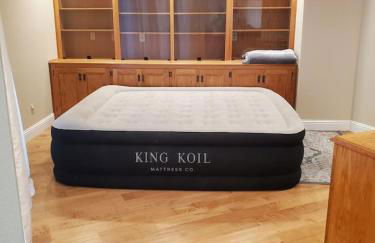 Grass Valley Oasis - Spacious Family Retreat Near Rollins Lake - Photo 4