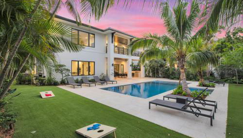 Villa in Coral Gables with Pool Jacuzzi Game Room - Foto 2, Garden view