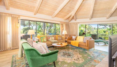 Nature Inspired Villa Designed for Wellness - Photo 4