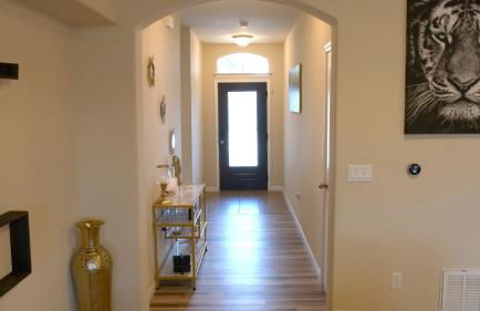 Stylish 3 Bedroom retreat near Downtown and Outlet - Foto 10