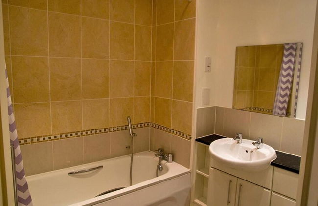 Impeccable 2-bed Apartment in Brentwood - Foto 9