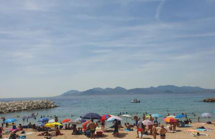 Bel Appartement Typique proche du Palais et Plages - Photo 24