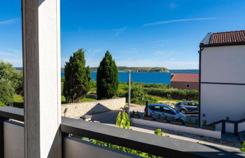 Nice Apartment In Rtina With Wifi - Photo 6